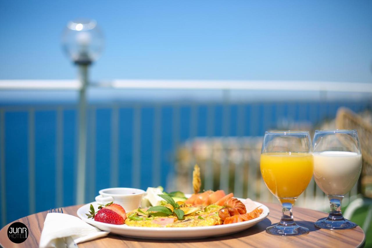 Skyhill Boutique Hotel Vlorë Екстериор снимка