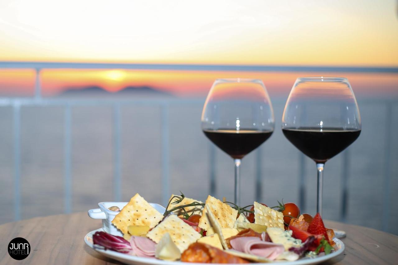 Skyhill Boutique Hotel Vlorë Екстериор снимка
