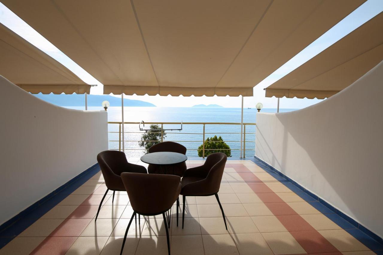 Skyhill Boutique Hotel Vlorë Екстериор снимка