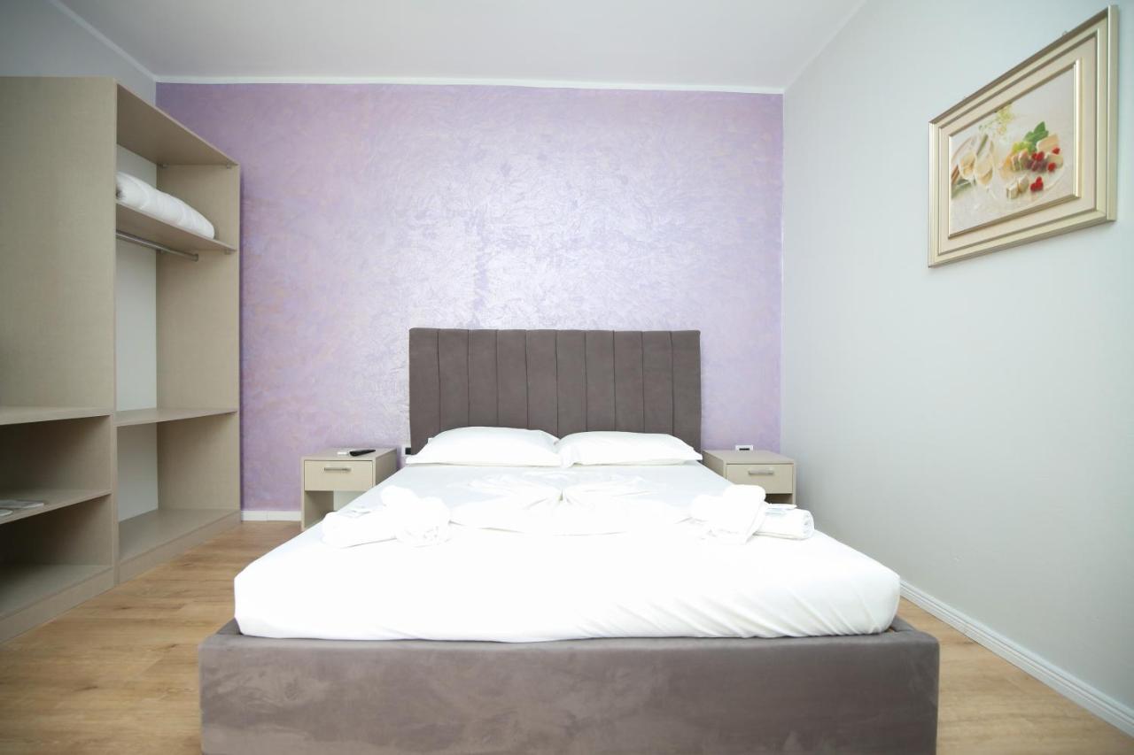 Skyhill Boutique Hotel Vlorë Екстериор снимка