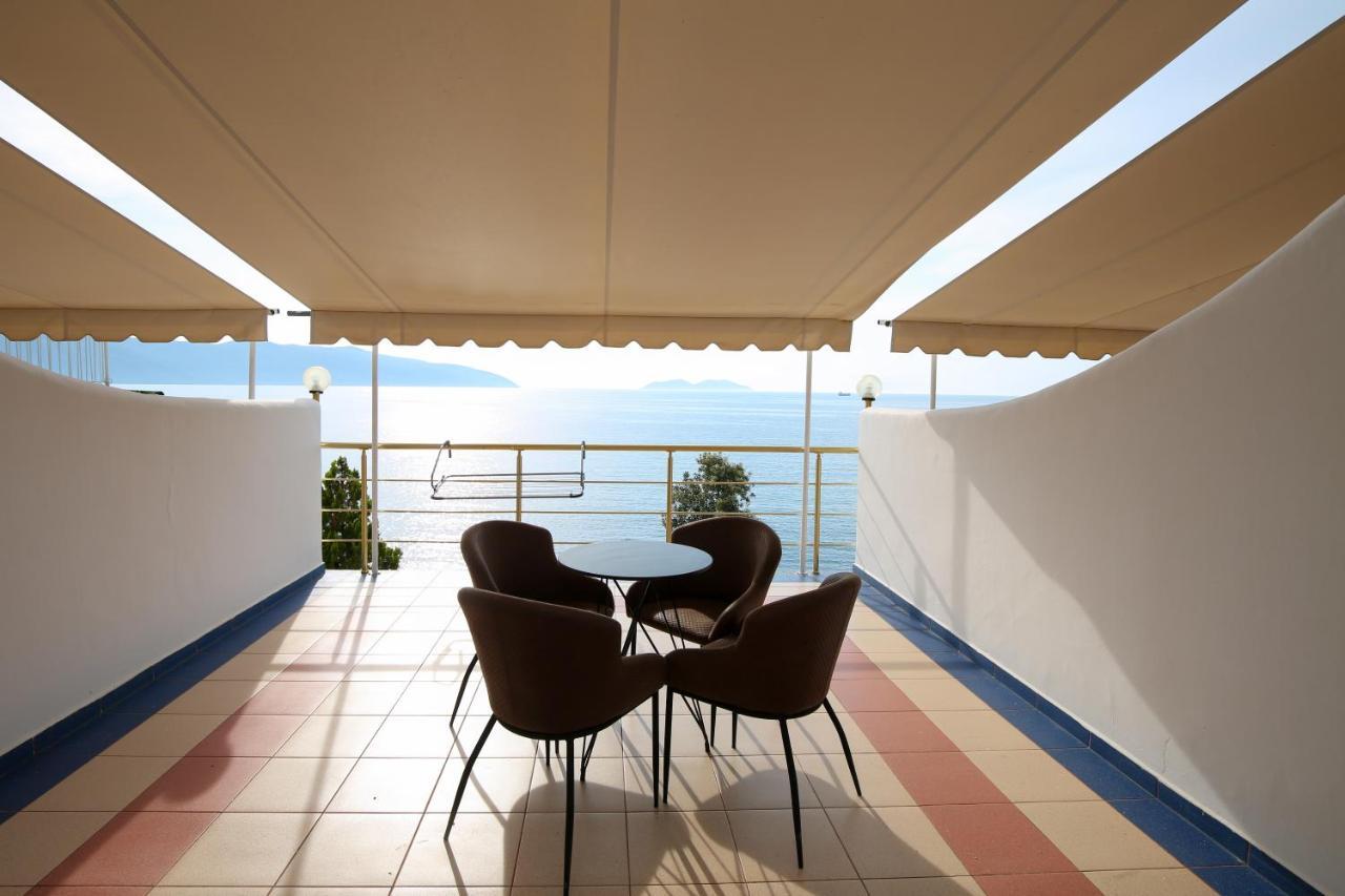 Skyhill Boutique Hotel Vlorë Екстериор снимка