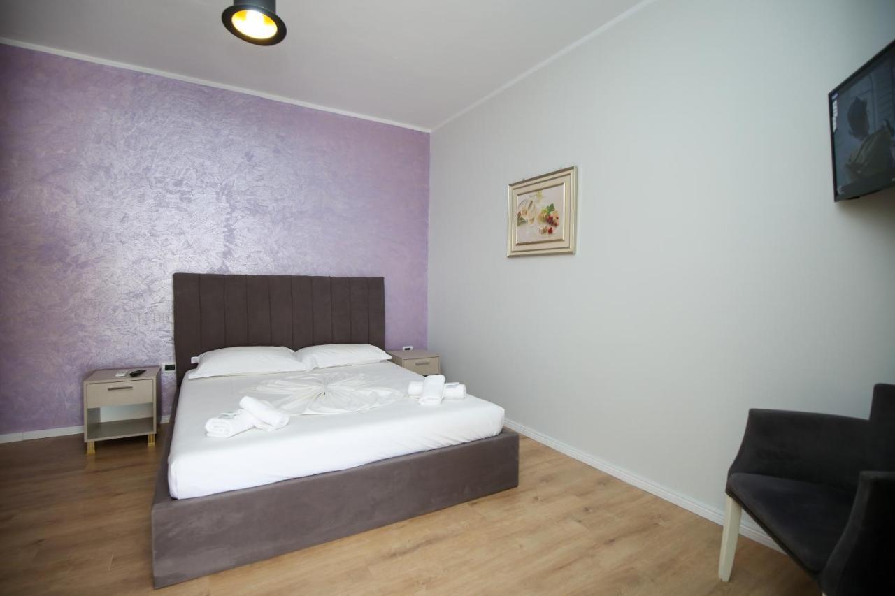 Skyhill Boutique Hotel Vlorë Екстериор снимка