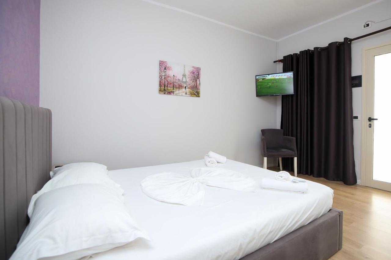 Skyhill Boutique Hotel Vlorë Екстериор снимка